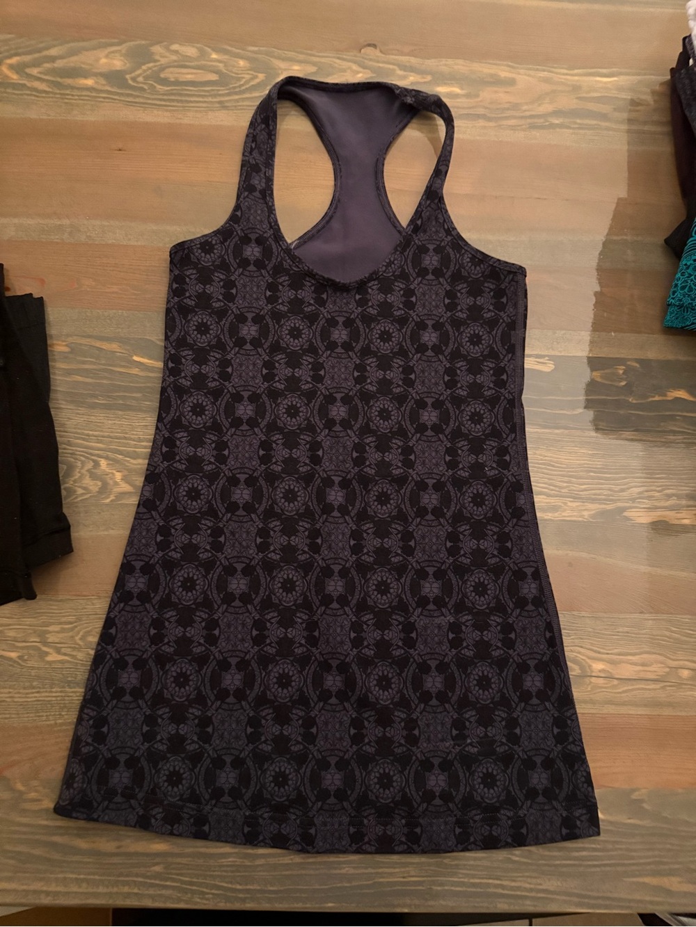 Lululemon black purple cool Racerback Patterned